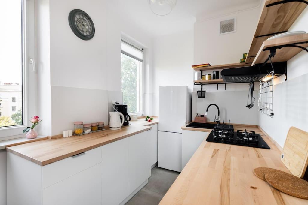Ciche Studio, Blisko Metra Politechnika, Parking Apartment Warsaw Exterior photo